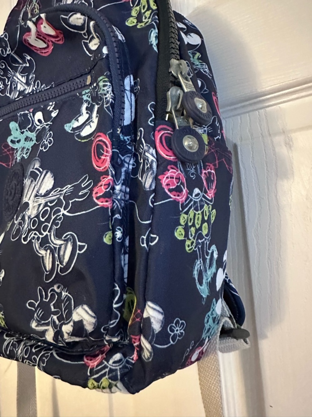 Disney x Kipling Backpack - Picture 3 of 8